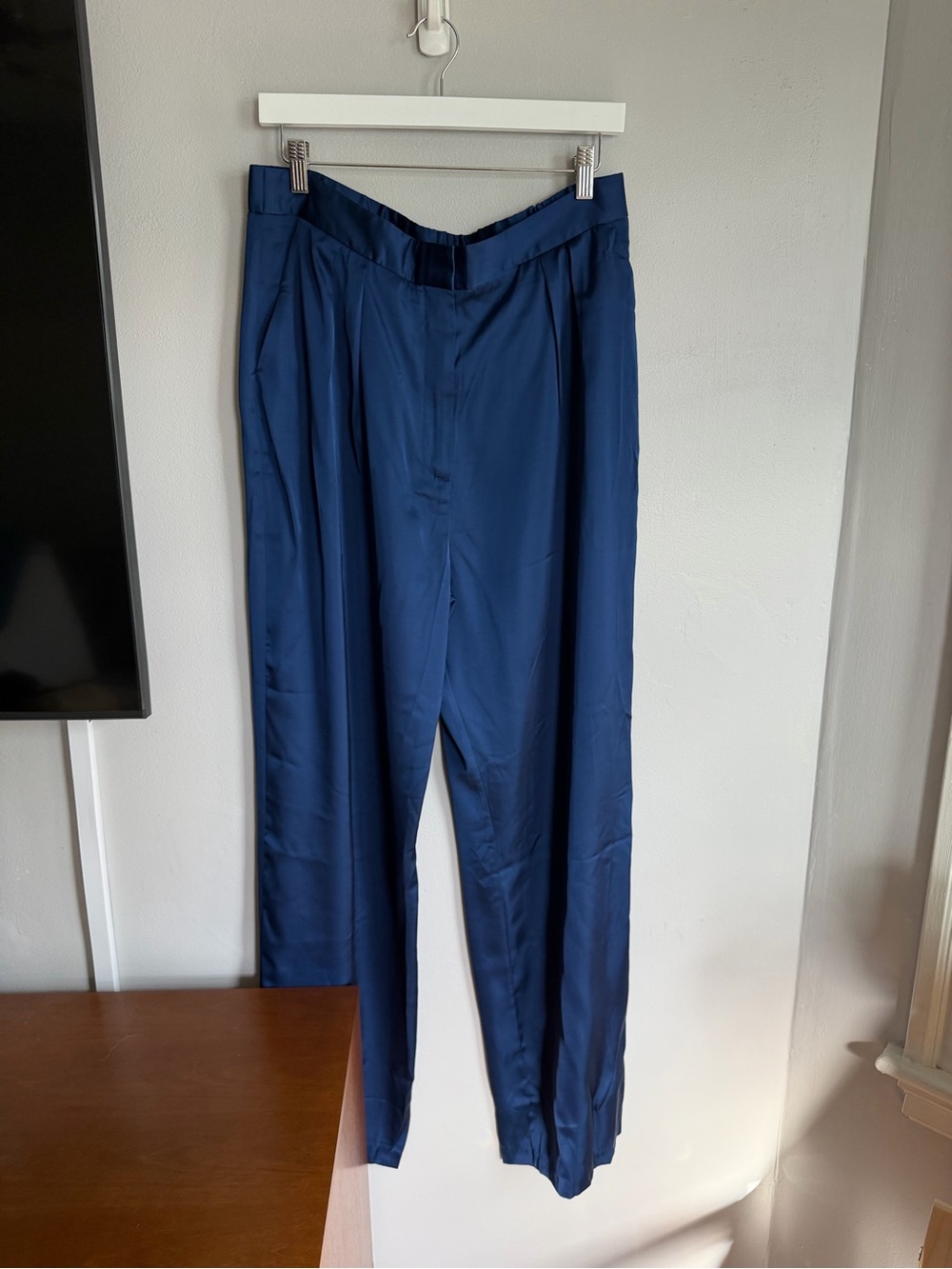 NWT Abercrombie & Fitch Sloane‎ Taileored Wide Leg Pant Navy Satin Large Long